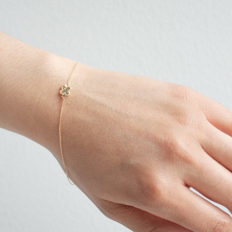 The Lucky Bracelet-1