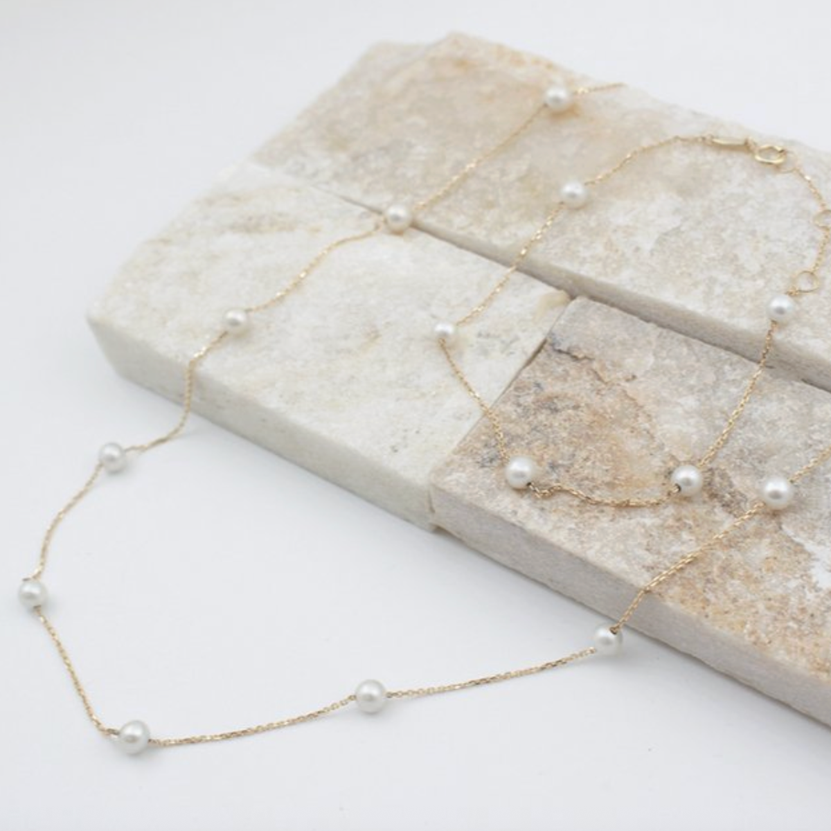 Gold Pearl Necklace