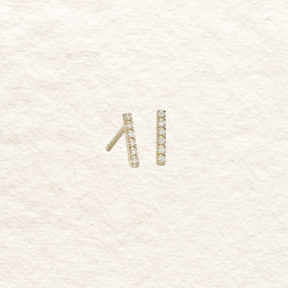 Linear Diamond Studs