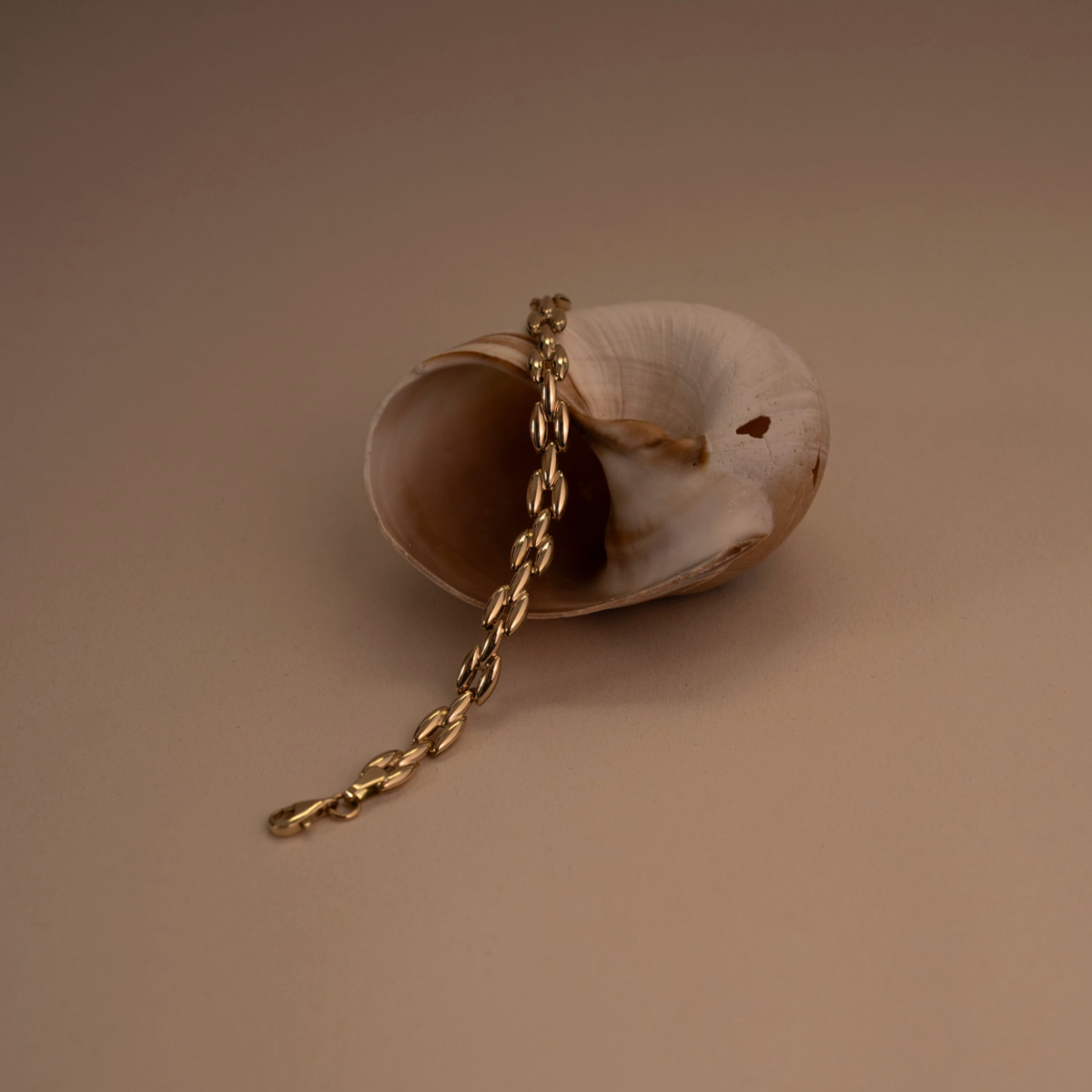 Poise Bracelet