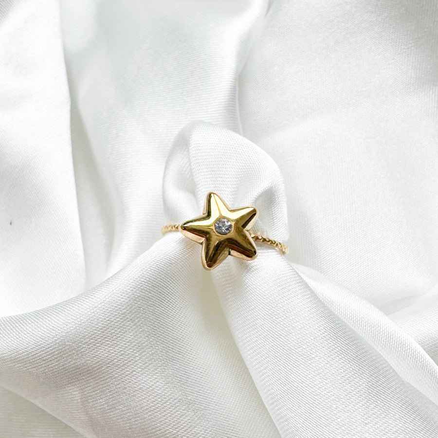 Dainty Star Ring