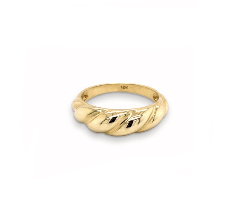 Croissant Ring